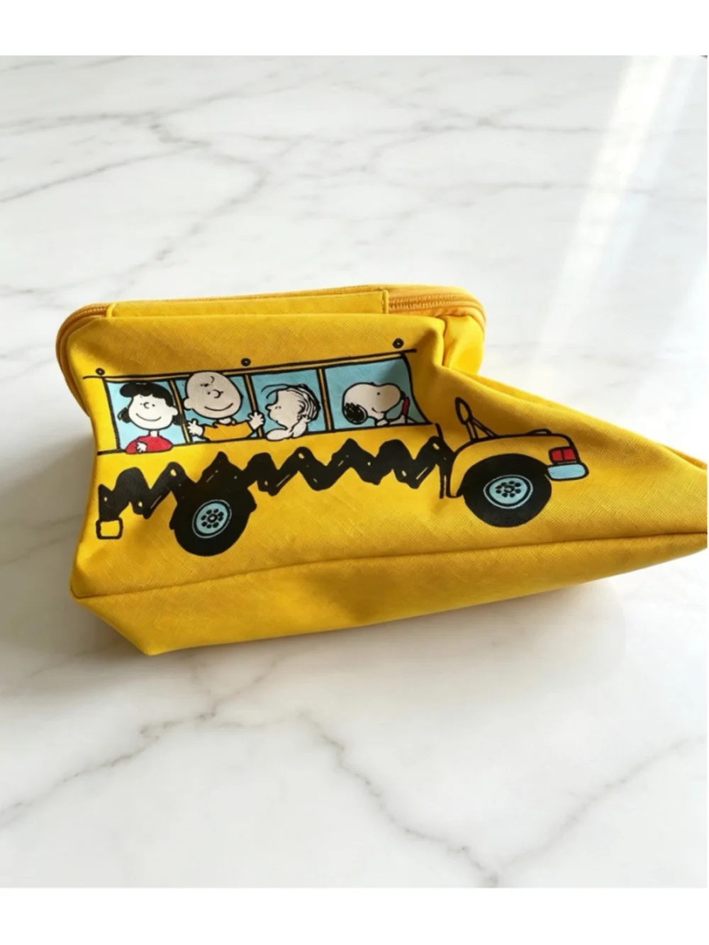 Snoopy School Bus Bag Peanuts Novelty Crossbody Purse New - Picture 2 of 4